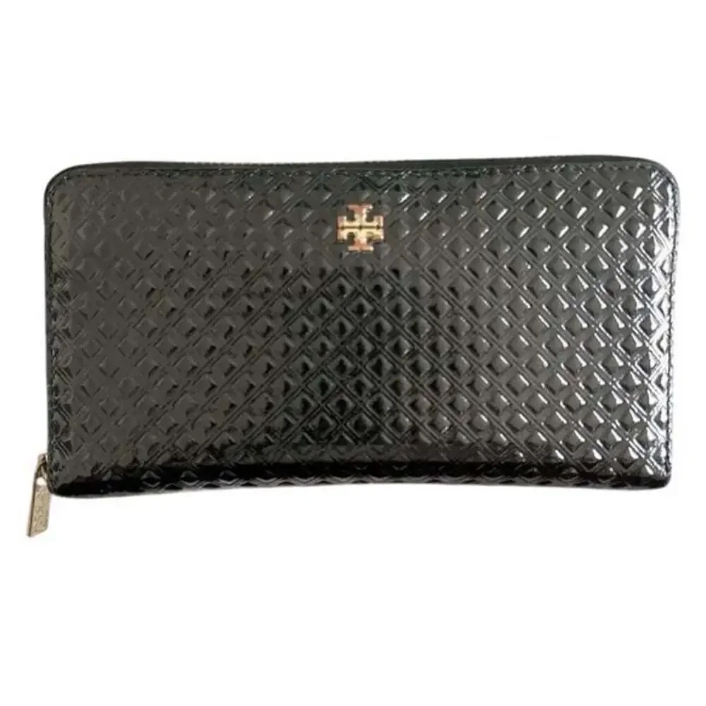 Tory Burch Black Quilted Wallet